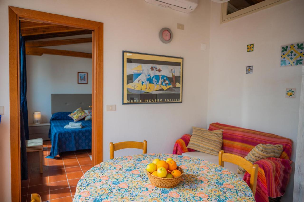 Two-Bedroom Apartment with Balcony,1123808898:JPEG