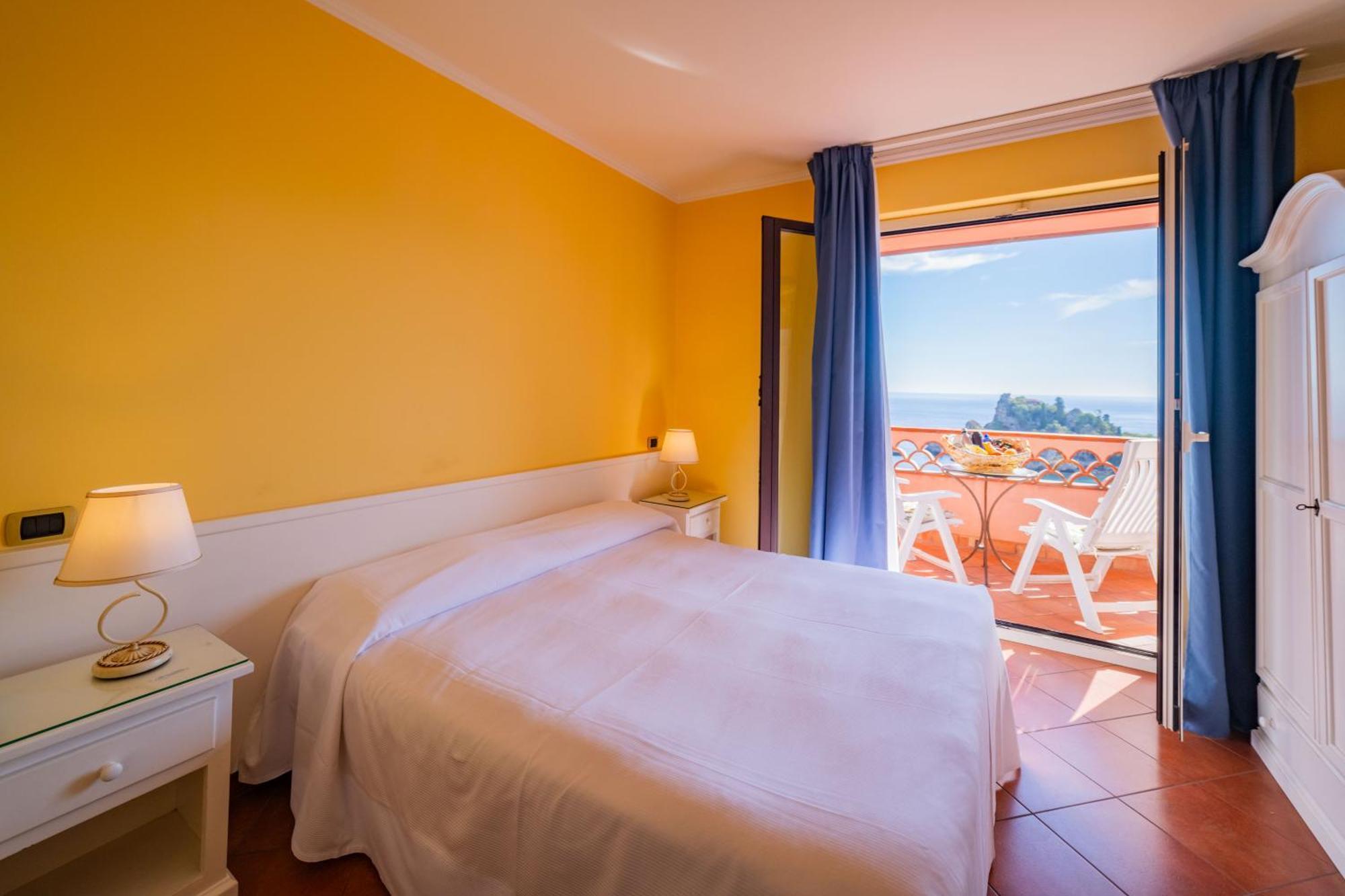Deluxe Double Room Balcony Sea View