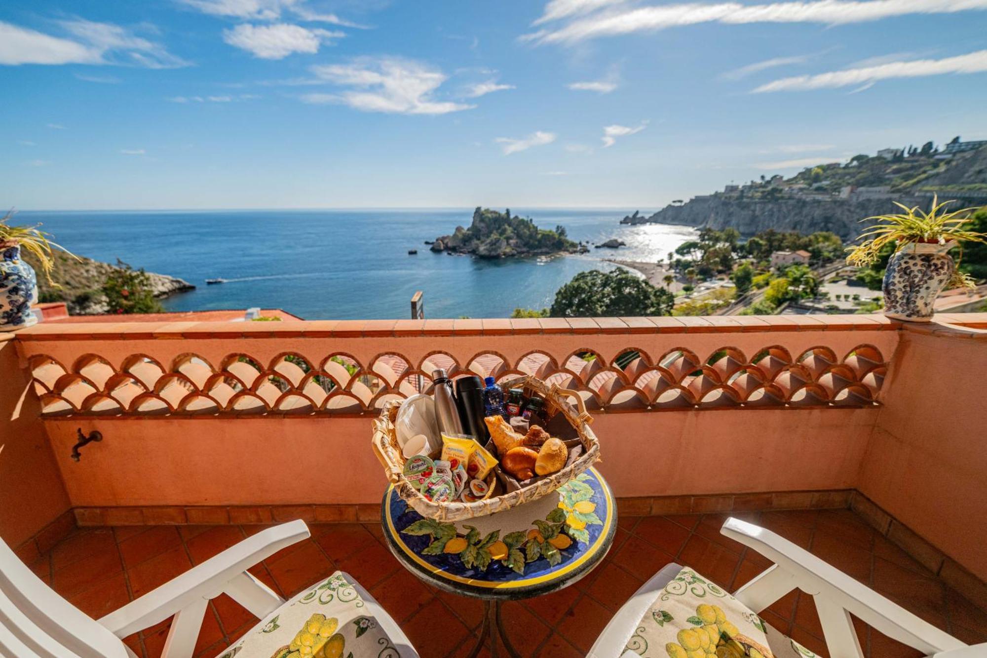 Deluxe Double Room Balcony Sea View