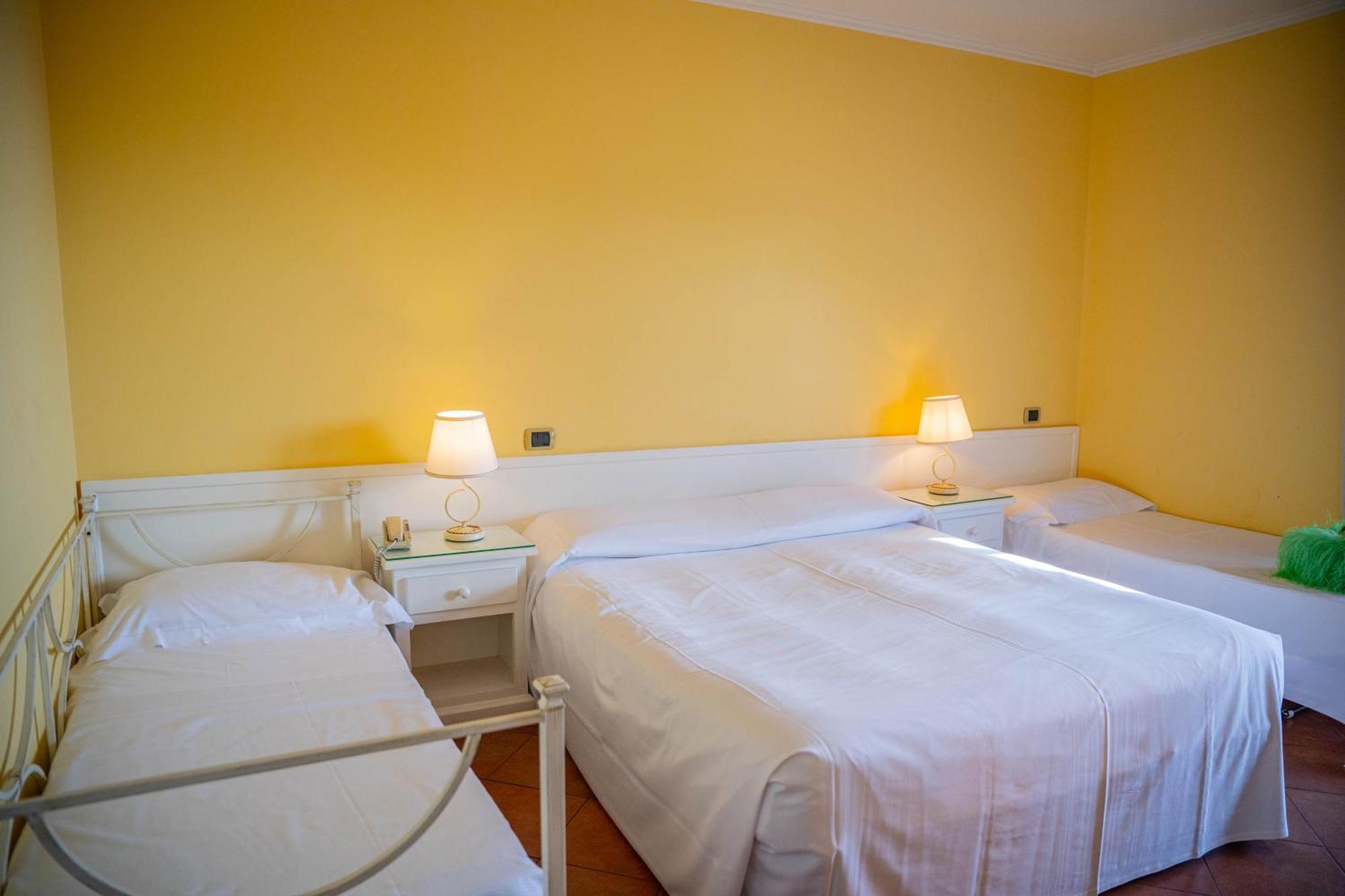 Quadruple Room Sea View