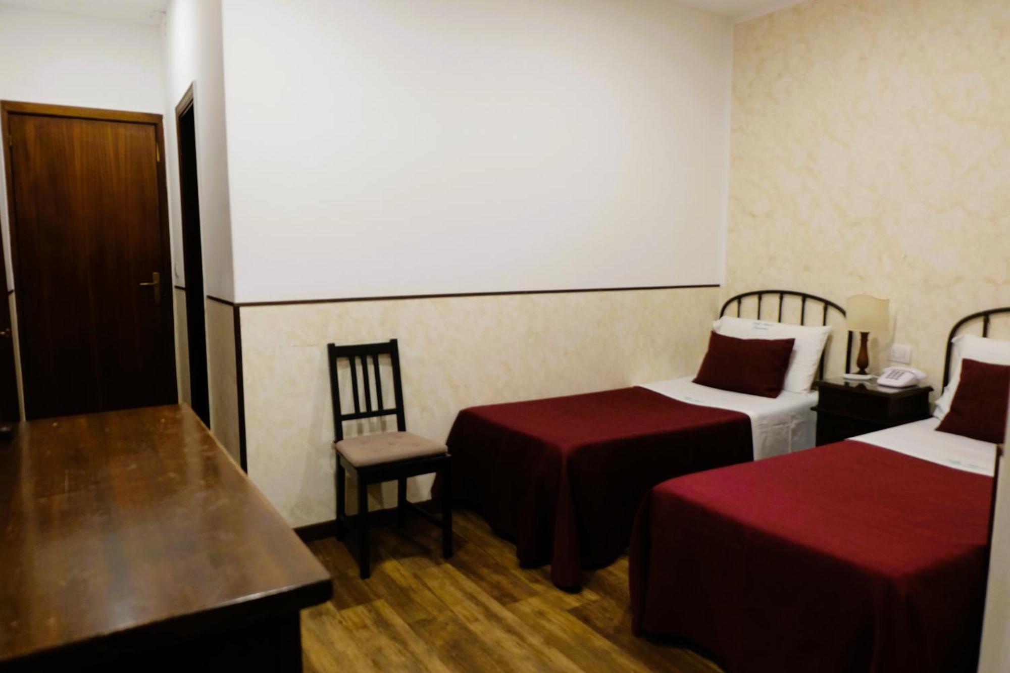 Twin Room Terrace,1550847904:JPEG