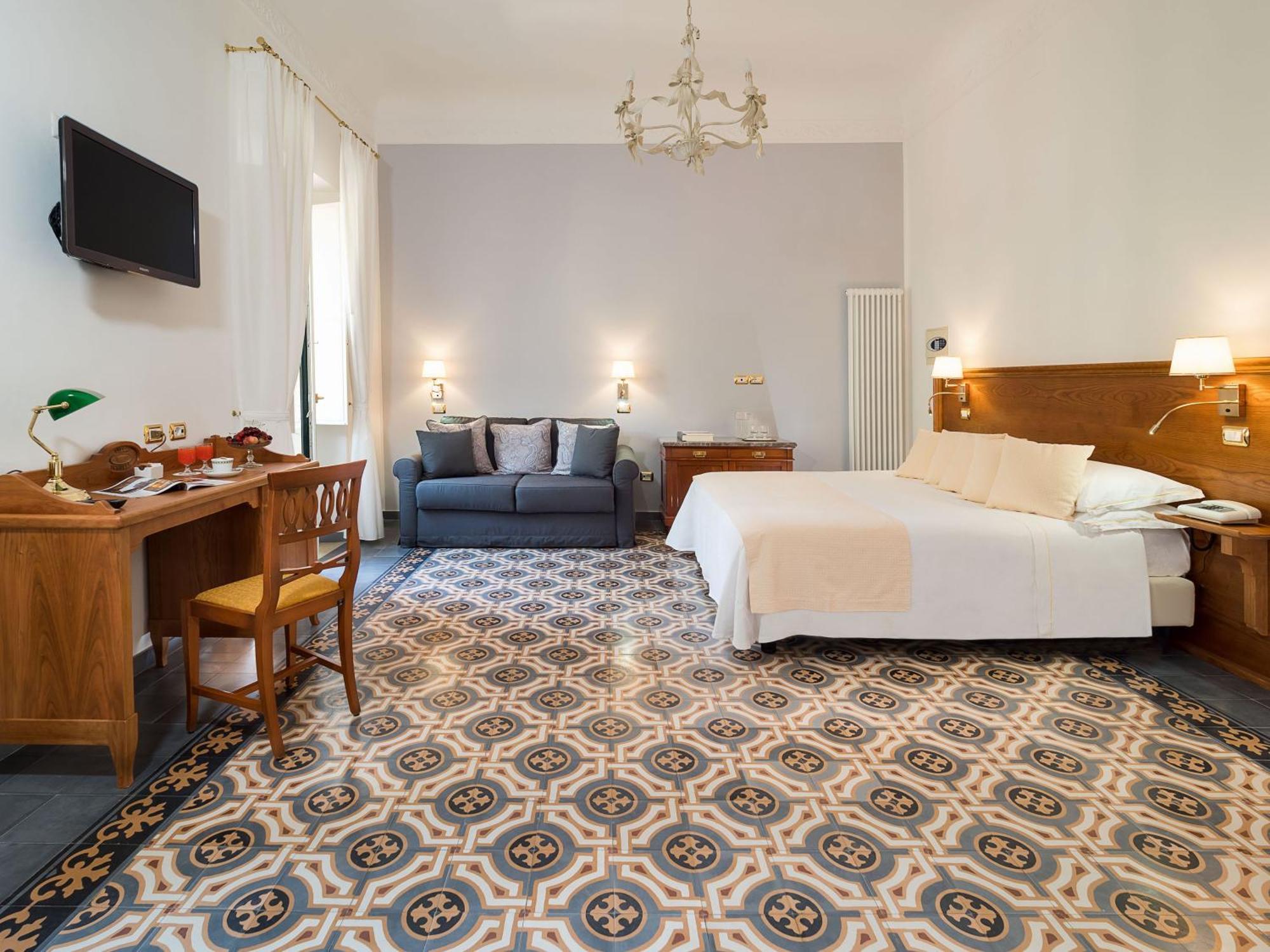 Atrium Double Room