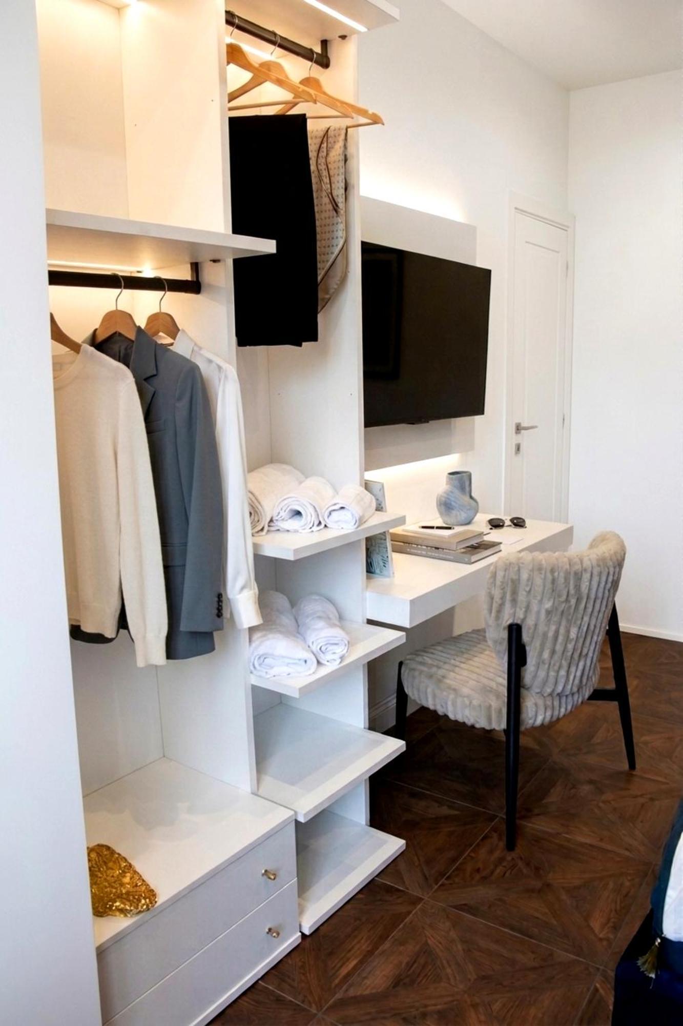 One-Bedroom Apartment Balcony