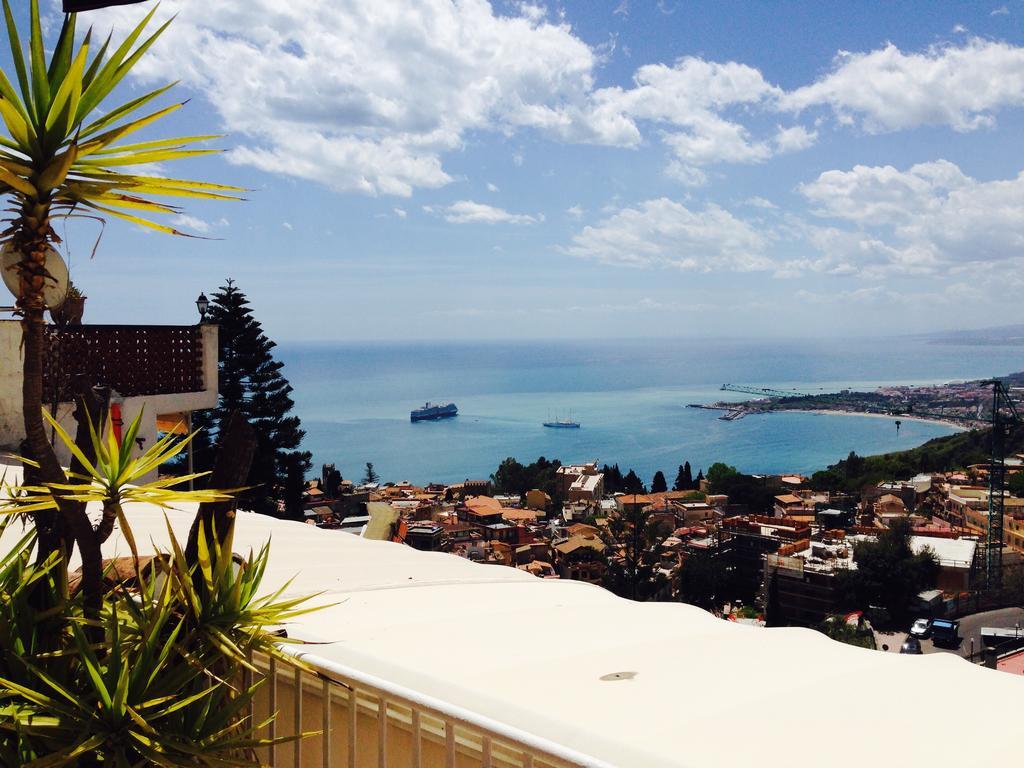Superior Double or Twin Room Mountain Sea View