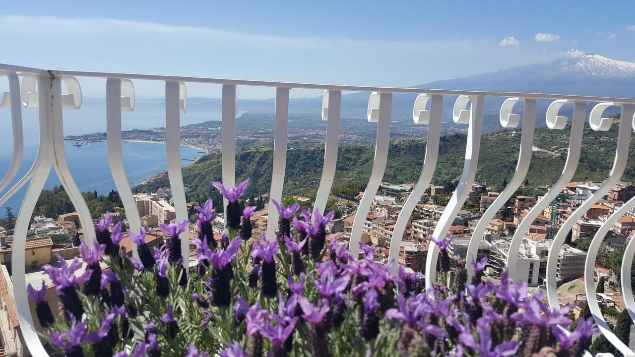 Suite Deluxe con vistas al mar