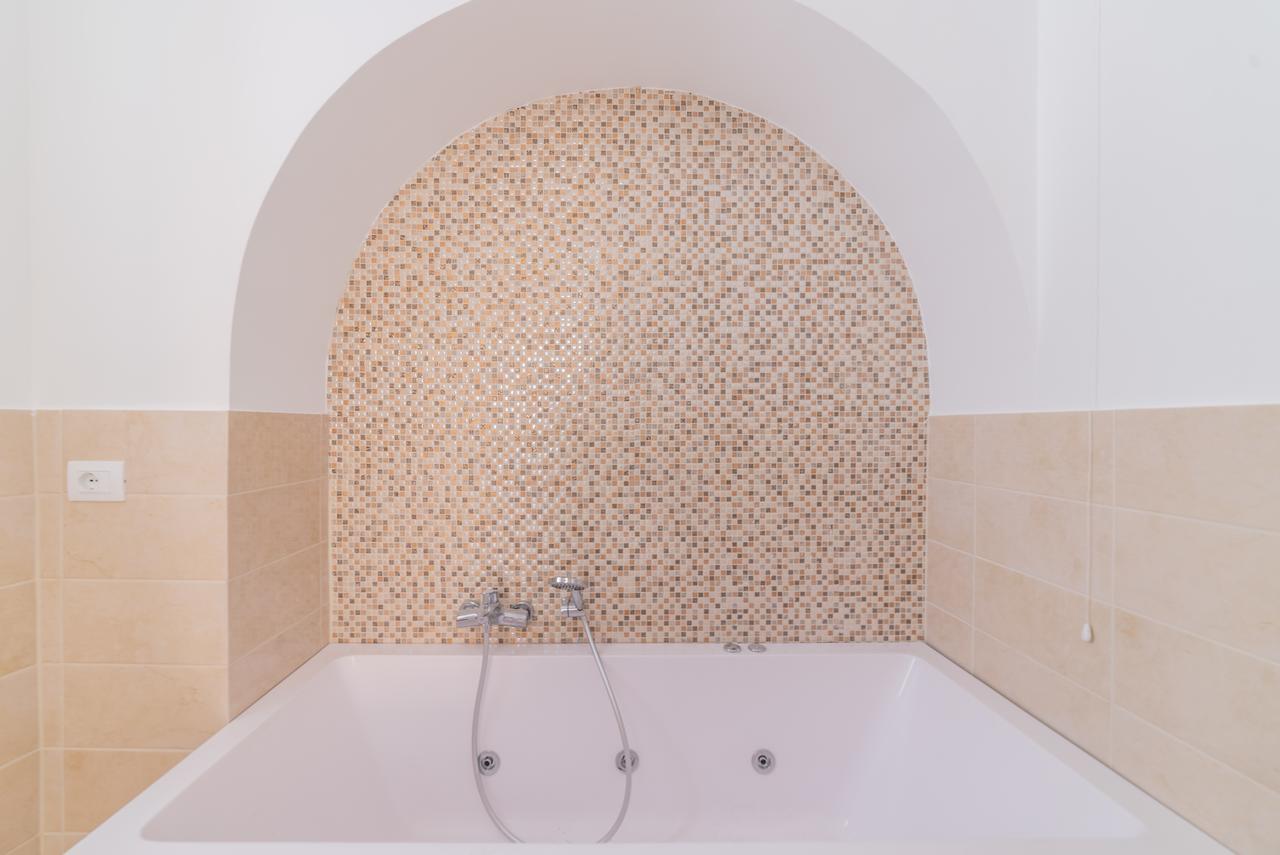 Double Room with Terrace,662592219:JPEG