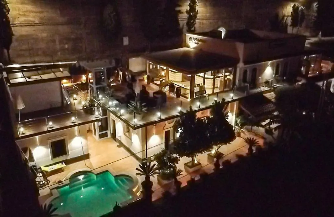 Borromeo Resort-1