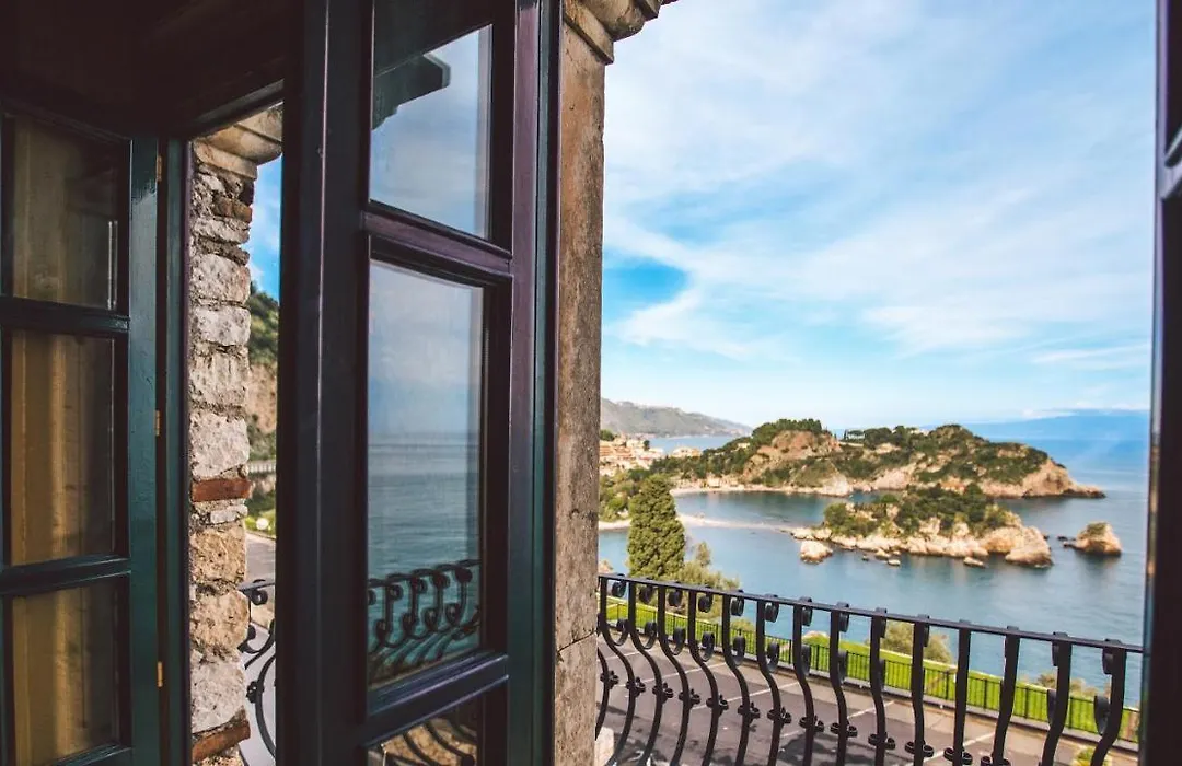 Torre Pirandello 6, Emma Villas-1