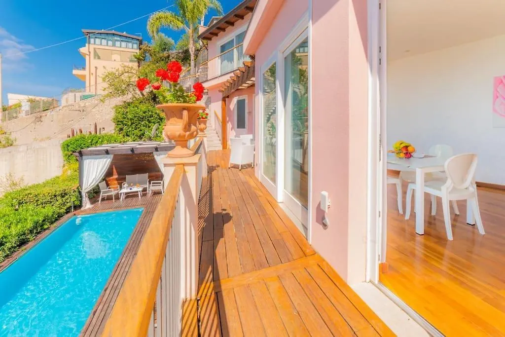 Dependance Con Piscina Paolone House Taormina-1