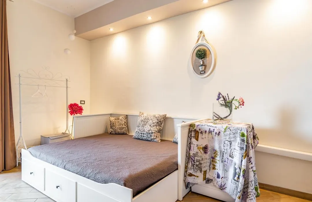 Castelmola Apt With Parking And Panoramic View!-1