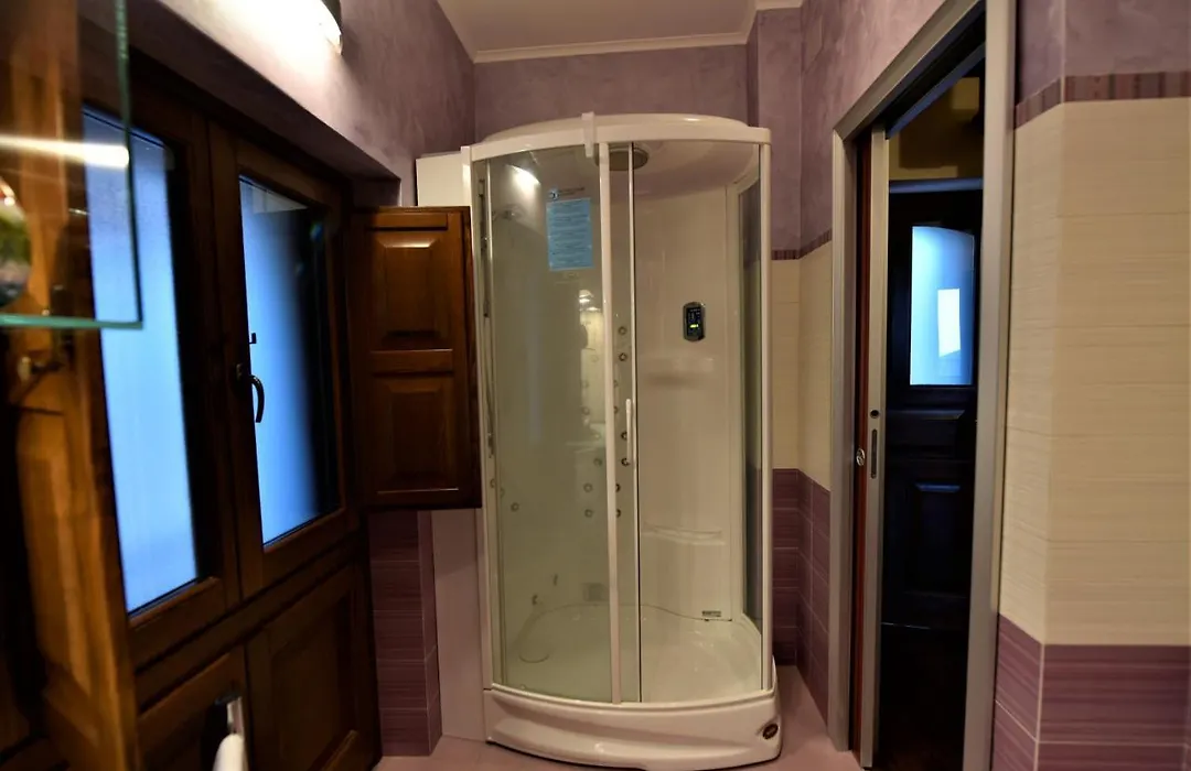 Taormina Collection: Iside-1