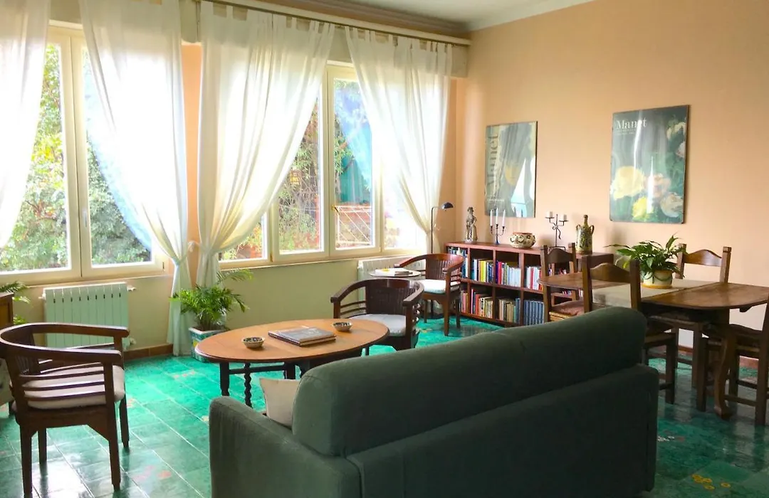 Casa Margot Jacuzzi Etna & Sea View-1
