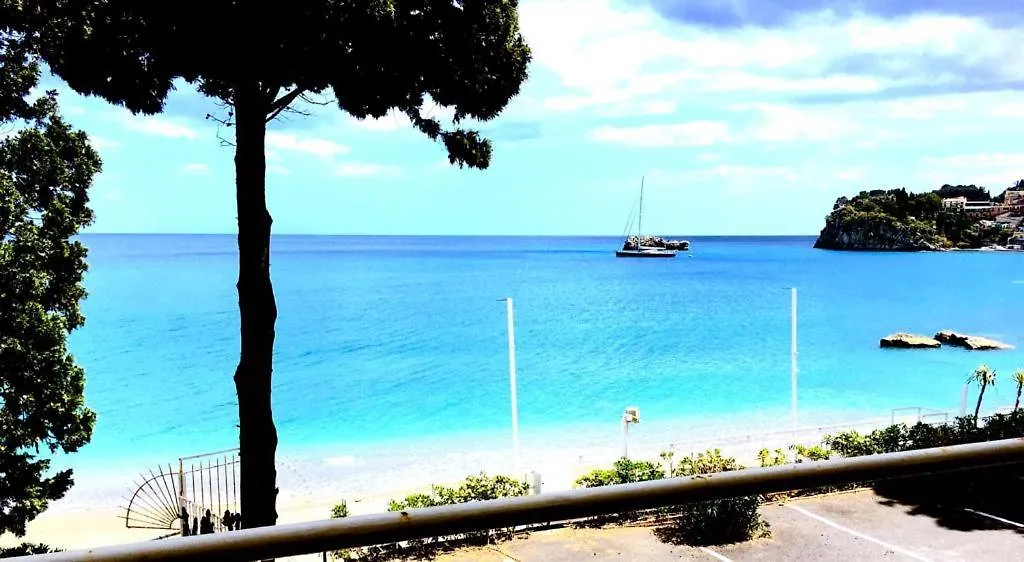 Taormina Sul Mare Casa Mediterranea Isola Bella-1