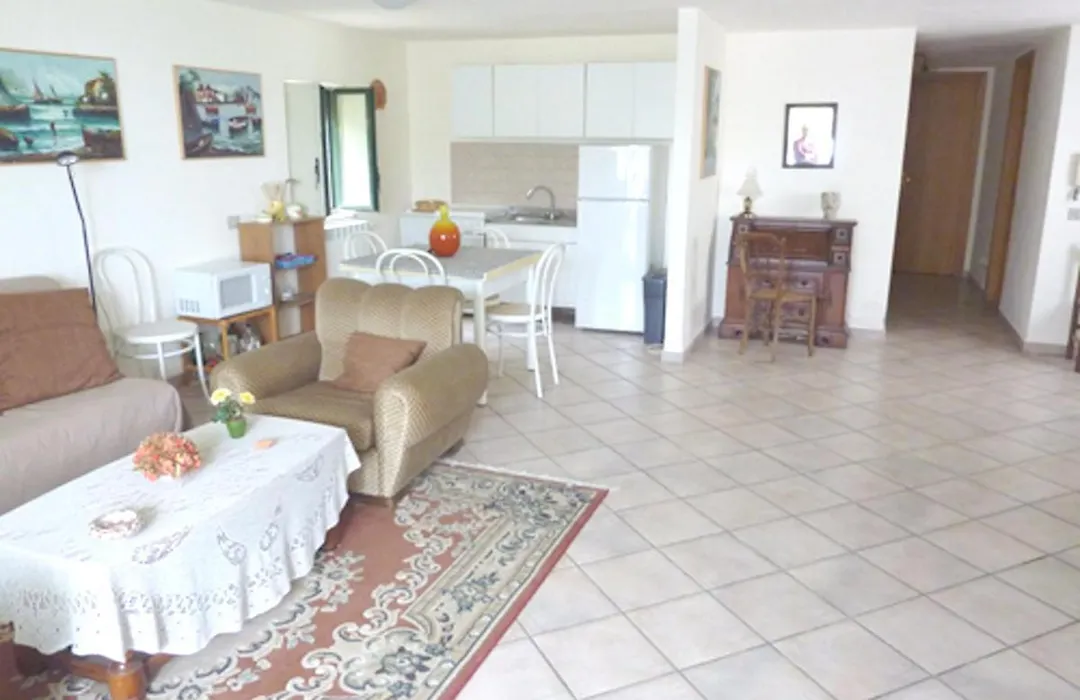 Spacious Apartment In Taormina - Garden View-1