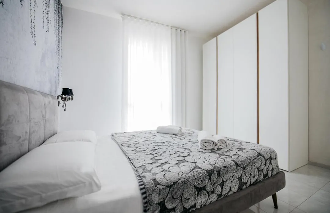 Domus D'este by Taormina Holidays-1