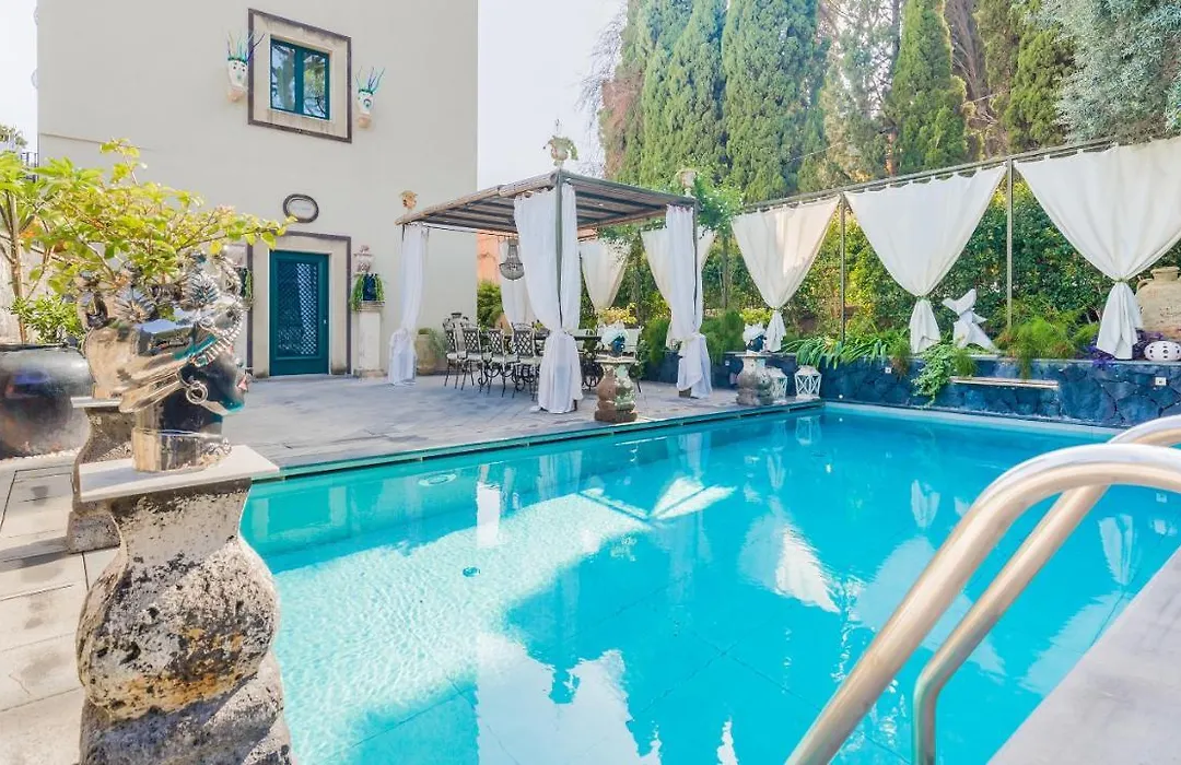 Villa Urbis Taormina, Luxury Villa In The Heart Of Taormina With Swimming Pool-1