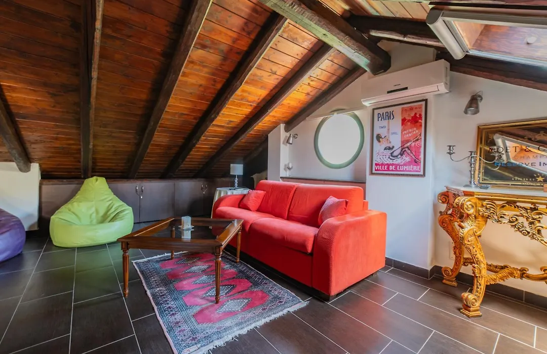 Villa Almond-1