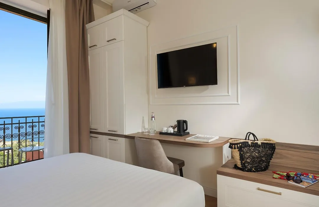 Hotel "La Pensione Svizzera"-1