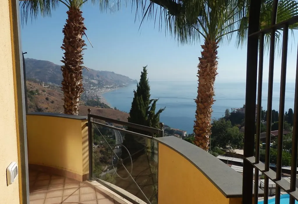 Apartment In Taormina-1