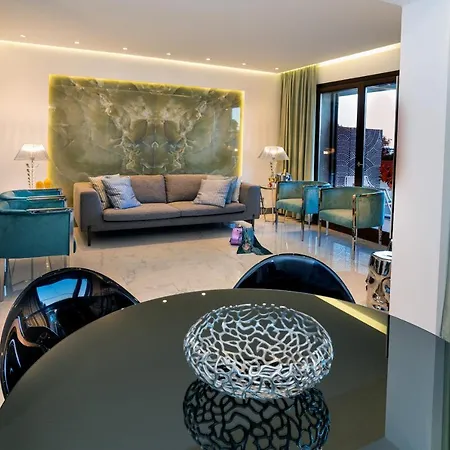 Luxury Beachfront Apartment Taormina Pool And Parking-3