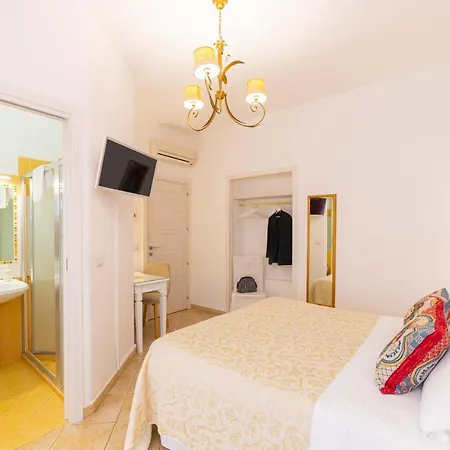 Dionisio House-3