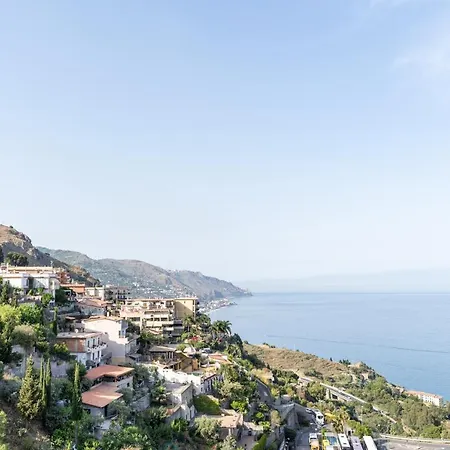 Guesthost - Calipso Big Apt With Sea View, Parking & Pool-2