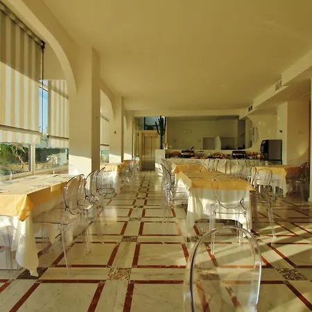 Hotel Baia Azzurra-3