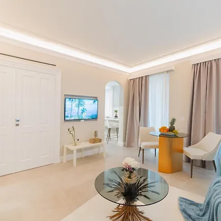 Naxi Suites-3