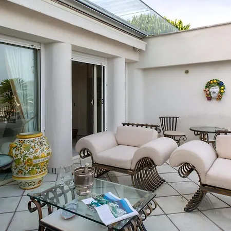 Bellavista House-3