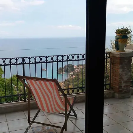 Awesome View In Taormina At Villa Petri Di Sali-2