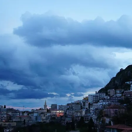 Awesome View In Taormina At Villa Petri Di Sali-3