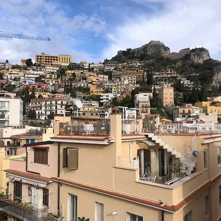 Casa-Lino Delizioso Appartamento Centro Taormina-3