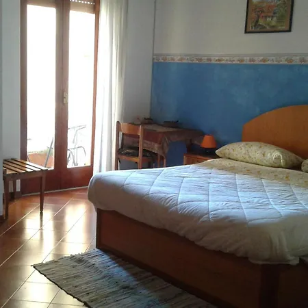 The Dolphins Guest House-3