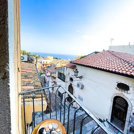 Panoramic Taormina Center-3