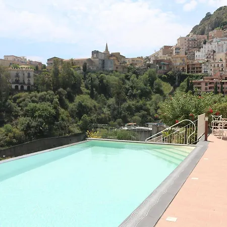 Taormina Skyline-2