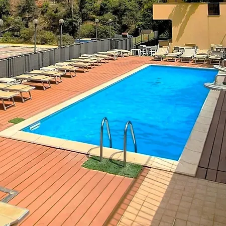 Mediterranean Apartment Pool & Parking-2