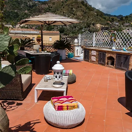 Casa Aricò&Shatulle Suites-2