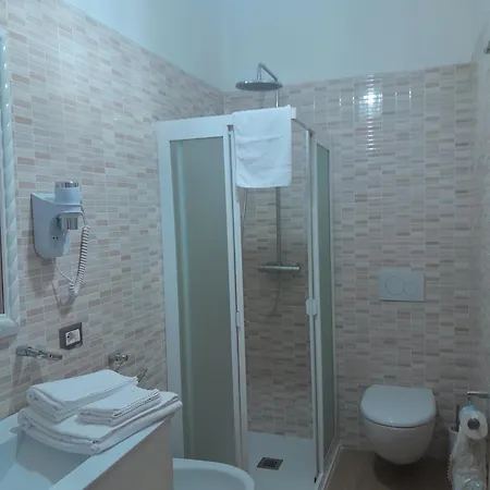 Elegant Mini Appartments Floridia Close To The Center Private Parking-3