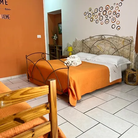 Estia Holidays Apartments - Taormina-2