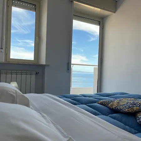 Taormina Center Apartment With Sea View-2