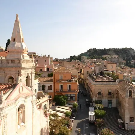 Charming Place Taormina-3