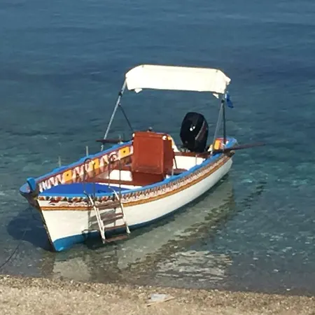Taormina Mare Apartments,Suites & Beachclub-2