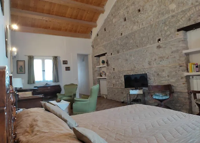 Haustierfreundliches Rosa Thea Suite Taormina
