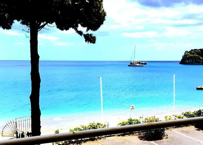 Taormina Sul Mare Casa Mediterranea Isola Bella