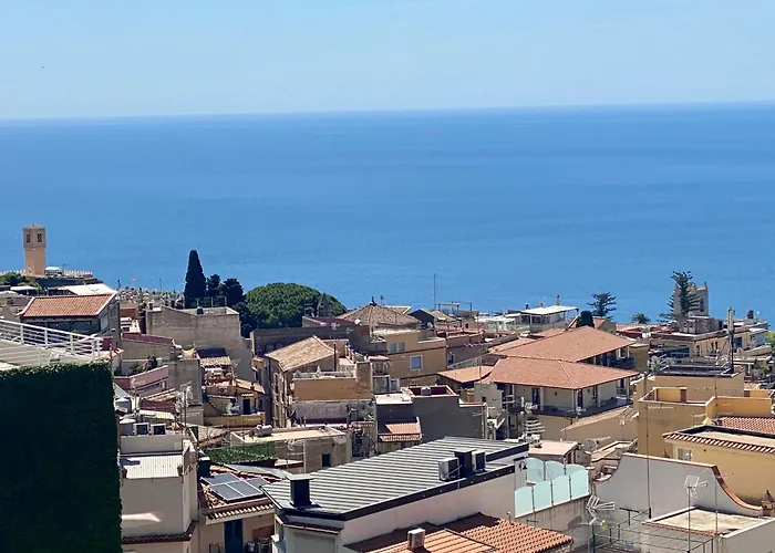 Murmuria Taormina admite animales