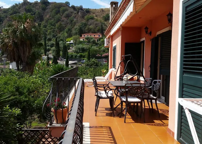 Haustierfreundliches Villa Carmelas Taormina