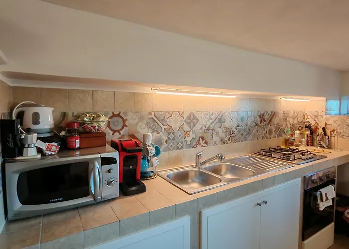 Haustierfreundliches Biancaneve Little House Taormina