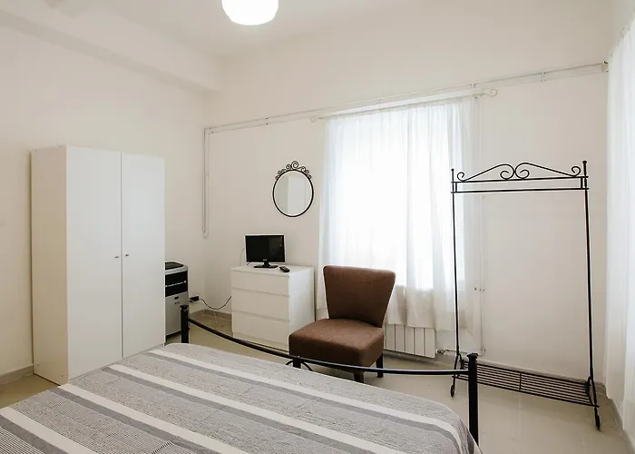 Ferienwohnung Guesthost - Taormina Sunny Experience