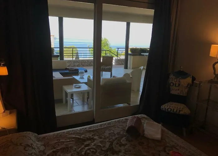 Taormina Chic Apartment