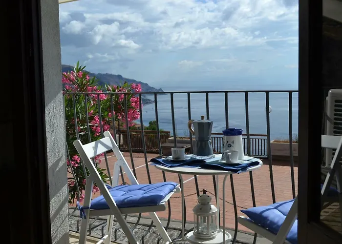 Charming Place 2 Taormina